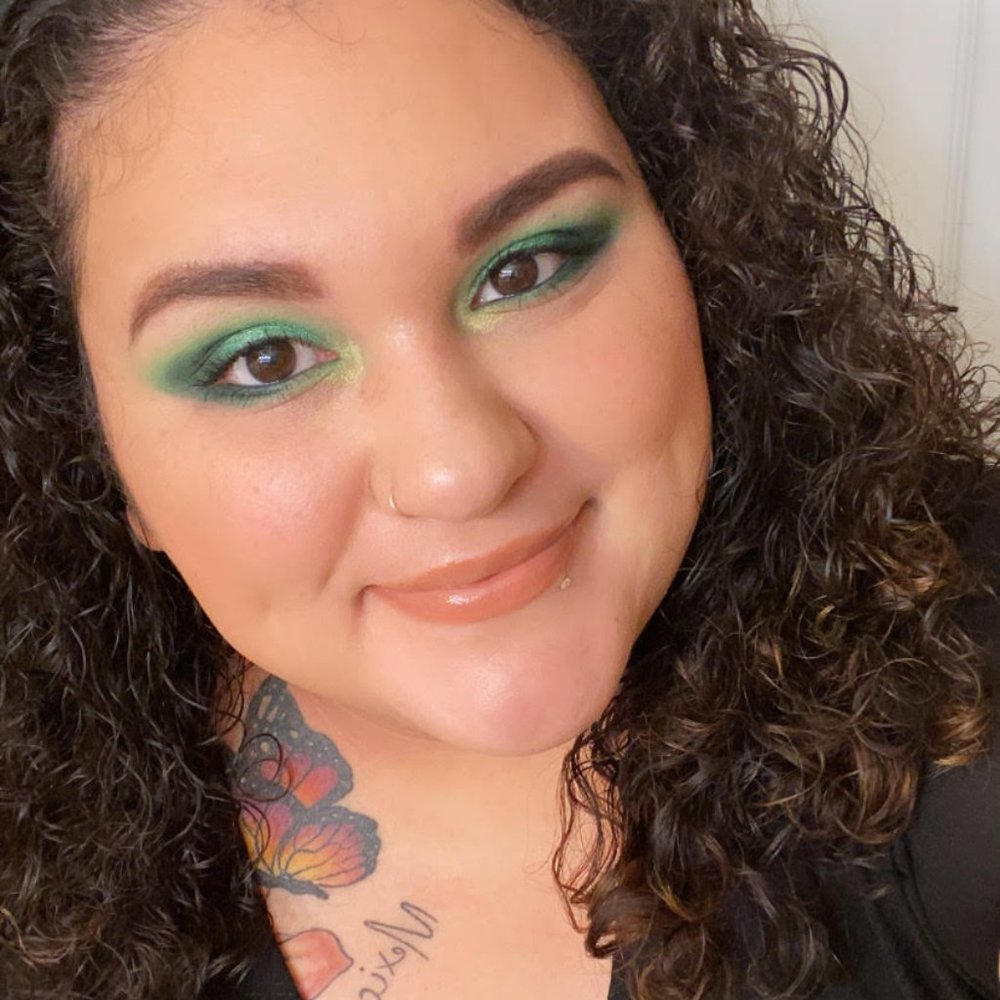 Meet your Posher, Mayra